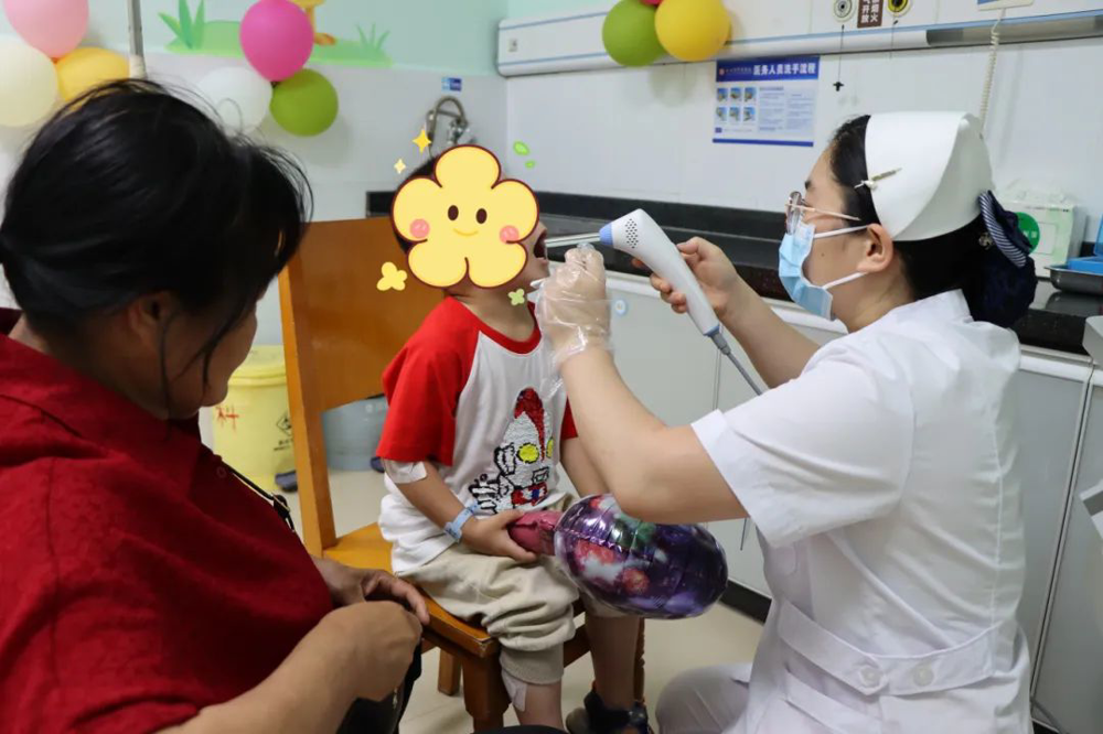 慶六一·送健康——南丹縣中醫醫院開展六一兒童節暖心系列活動